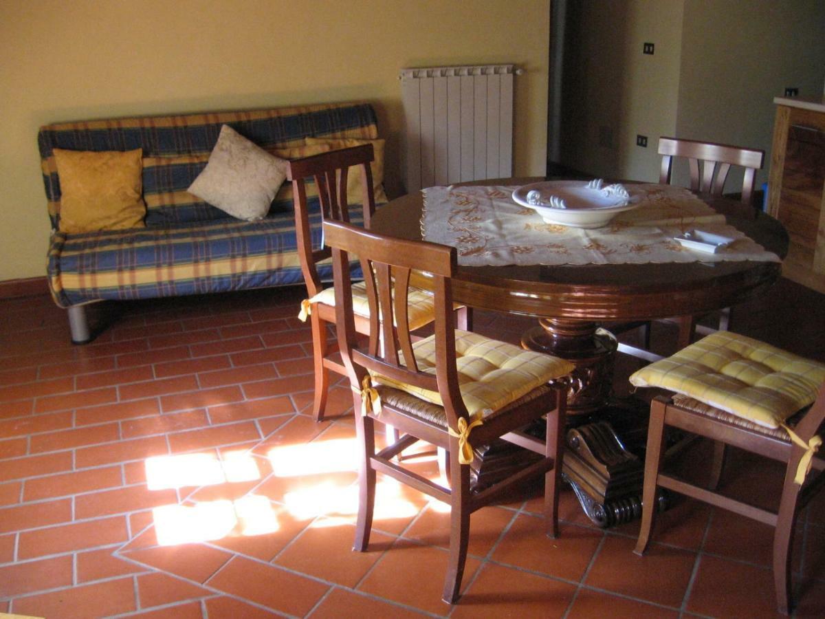 Villa Olivi Giampierone ภายนอก รูปภาพ